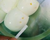 A picture of step 2 of Egg snowballs.