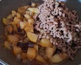 Foto del passaggio 7 della ricetta 🐄Padellata Rustica di Manzo, Melanzane e Patate🍆🥔