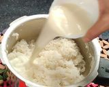 A picture of step 3 of Hotel style curd rice.