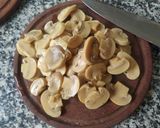 Foto del paso 2 de la receta: Farfalle e funghi 🍜
