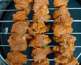 এগ চিকেন কাঠি রোল(Egg chicken kathi roll recipe in Bengali) রেসিপির ধাপ 3 ছবি