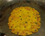 A picture of step 3 of Jowar Bhakhri.