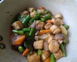 Foto langkah ke 3 dari resep Tumis Tahu Pete.