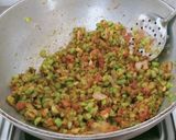 A picture of step 5 of Yummy Ivy Gourd Rice.