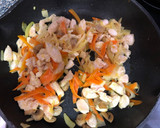 Foto del paso 3 de la receta: Noodles con pollo y verduras