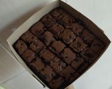 Foto langkah ke 6 dari resep Fudgy brownies panggang.