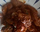 รูปขั้นตอนการทำที่ 1 ของ คั่วหมูตับพริกแกงใบชะพลู