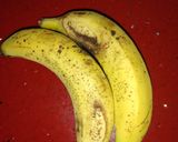 A picture of step 1 of Banana crepes.