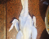 صورة لخطوة 1 من وصفة فراخ محشيه رز وكبد