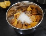 A picture of step 2 of Sapodilla (Chikoo) Milkshake.