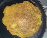 A picture of step 4 of Healthy chila with hari chutney and dahi.