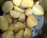 આલૂ પરાઠા (Aloo Paratha Recipe In Gujarati) રેસીપી સ્ટેપ3ફોટો
