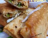 A picture of step 7 of Chicken Pizza pocket.