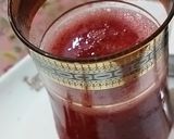 A picture of step 1 of Strawberry slush.