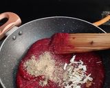 A picture of step 2 of Dragon fruit Burfi.