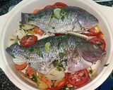 Foto del passaggio 4 della ricetta Orata al forno con verdure