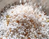 हरियाली साबुदाणा खिचडी (Hariyali Sabudana Khichdi Recipe In Marathi) रेसिपी स्टेप 5 फोटो 