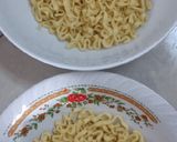 Foto langkah ke 8 dari resep Mie Kuah Rawon.
