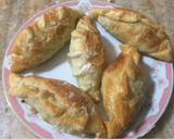 Foto del paso 5 de la receta: Empanadas de pollo al verdeo