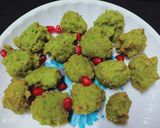A picture of step 2 of Rice palak kabab.