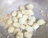 A picture of step 7 of Kesar Chenna Murki.