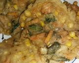Foto langkah ke 2 dari resep Bakwan sayur jagung+udang.