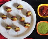 A picture of step 9 of Mini Idly burger.