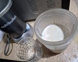 Foto langkah ke 2 dari resep Banana Lassi.