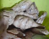 A picture of step 1 of Chicken broast.