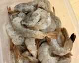 Foto langkah ke 1 dari resep Butter Garlic Lemon Shrimp.
