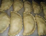Foto langkah ke 14 dari resep 7. Pastel Renyah.
