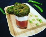 A picture of step 8 of Green peas doughnut vada.