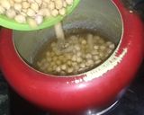 A picture of step 1 of Amritsari chole.