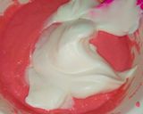 Foto langkah ke 3 dari resep Strawberry chiffon cake.