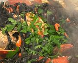 Foto del passaggio 2 della ricetta Tagliolini al nero di seppia con l’astice
