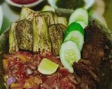 Foto langkah ke 4 dari resep Sambal tomat bawang merah segar.