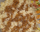 Foto del paso 4 de la receta: Arroz frito Celeste ⚘
