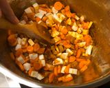 Tradicionális gulyásleves recept fázis 16 fotója
