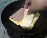 Foto langkah ke 5 dari resep Homemade Toast (One Pan Toast).