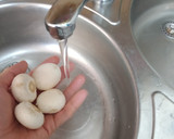 Foto del paso 2 de la receta: Champiñones salteados con cebolla 🍃
