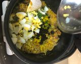 Foto langkah ke 4 dari resep Nasi Pilaf Paha Ayam 骨付き鶏もも肉のピラフPilaf of chicken thigh with bone.