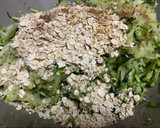 Foto del paso 2 de la receta: Tortitas de calabacín rellenas de mozarella