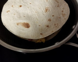 Foto del paso 4 de la receta: Quesadillas de pollo con guacamole