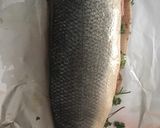 Foto del paso 1 de la receta Lubina en papillote a la sartén con hierbas aromáticas y jamón