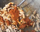 รูปขั้นตอนการทำที่ 7 ของ หมูผัดพริกแกงใต้ใส่หน่อเหรียง