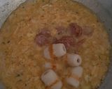 Foto langkah ke 3 dari resep Seblak mie macaroni.