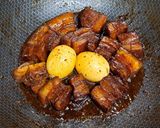 รูปขั้นตอนการทำที่ 10 ของ หมูสามชั้นตุ๋นชาลิปตัน