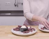A picture of step 5 of Red velvet churros.