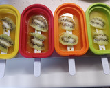Foto del paso 3 de la receta: Polos de naranja y kiwi en moldes Lékué