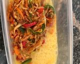 A picture of step 3 of Veggies omelette.